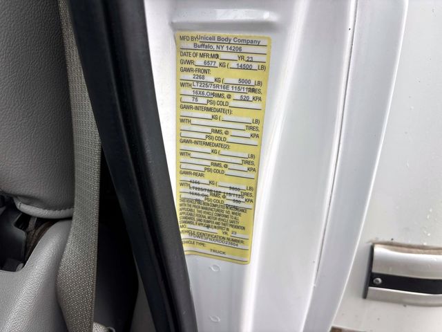 Used 2024 Ford E-350 Cutaway - photo 23