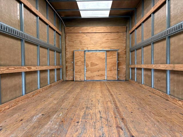 Used 2024 Ford E-350 Cutaway - photo 4