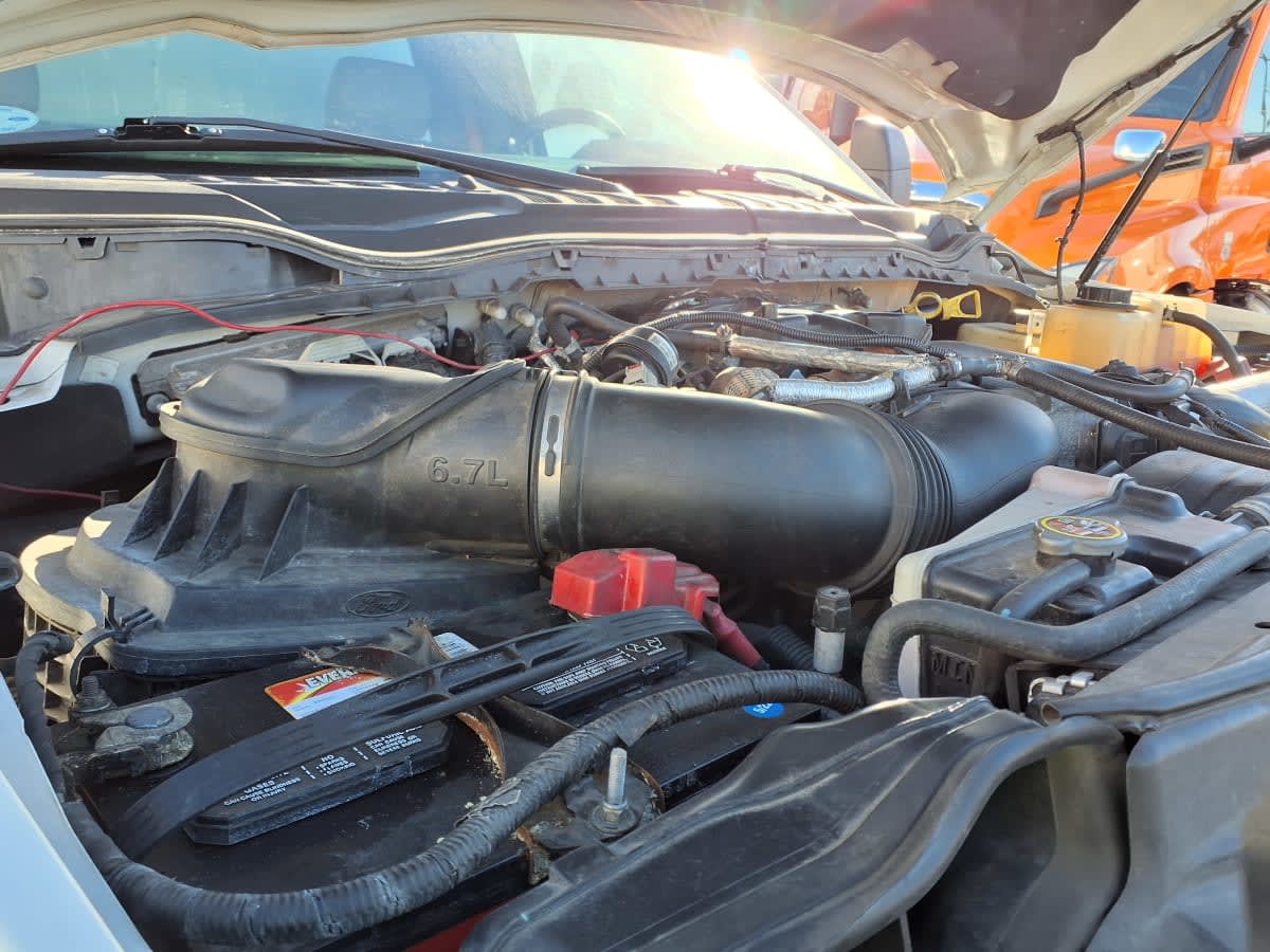 Used 2017 Ford F-550 Regular Cab Cab Chassis - photo 14