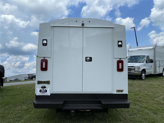 New 2026 Ford E-350 Cutaway - photo 7