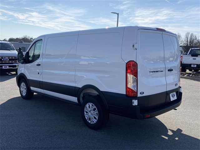 New 2026 Ford Transit 250 Low Roof Empty Cargo Van - photo 4