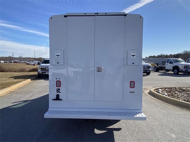 New 2026 Ford E-350 Cutaway - photo 5