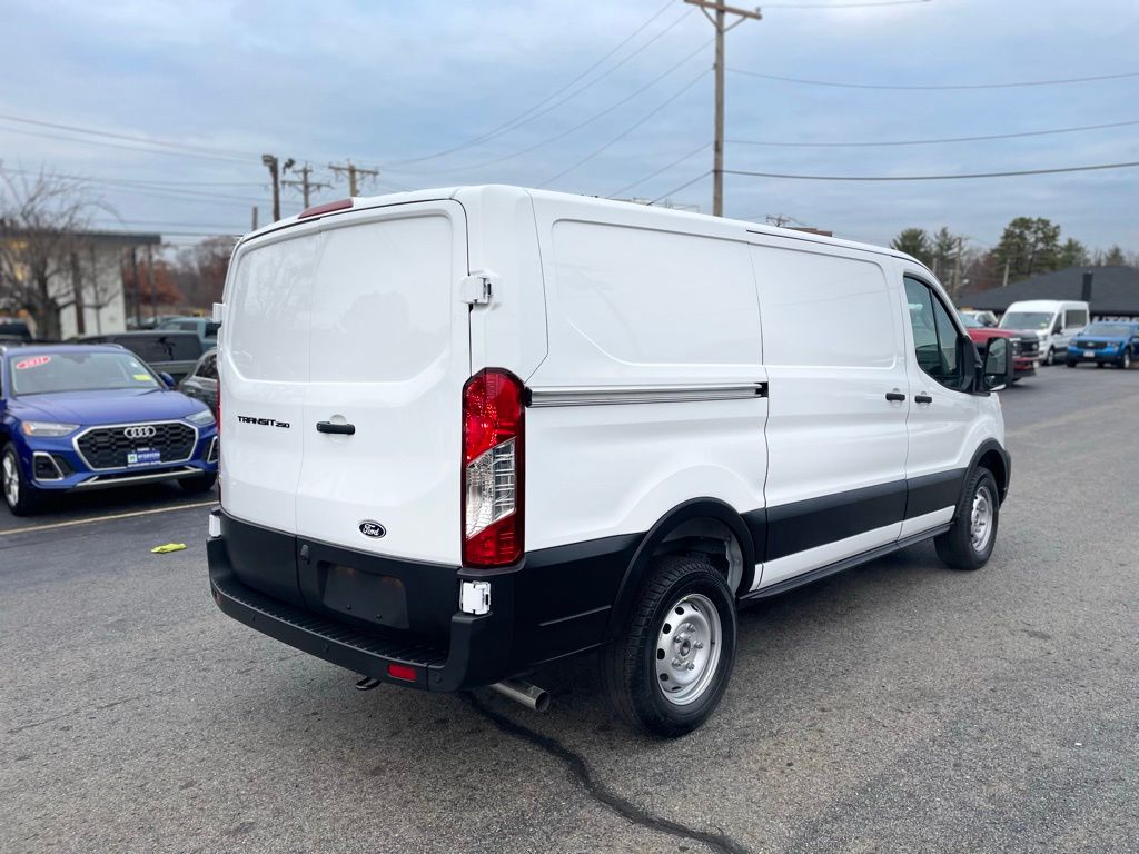 New 2026 Ford Transit 250 Low Roof Empty Cargo Van - photo 5