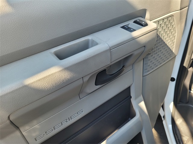 New 2026 Ford E-350 Cutaway - photo 6