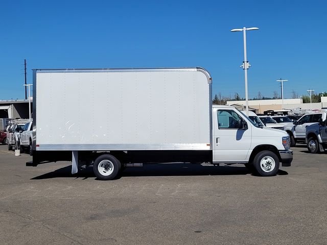 New 1996 Ford E-450 Cutaway - photo 4