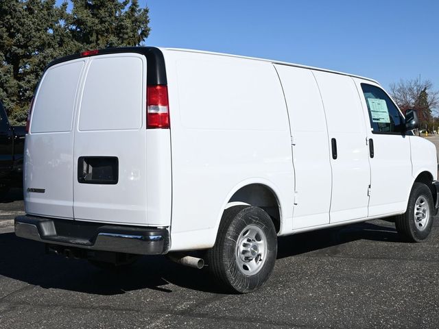 New 2026 Chevrolet Express 2500 Empty Cargo Van - photo 5