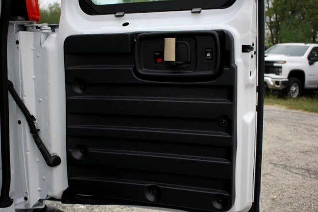 New 2025 Chevrolet Express 2500 Empty Cargo Van - photo 35