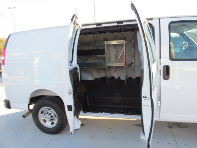 New 2026 Chevrolet Express 2500 Empty Cargo Van - photo 8