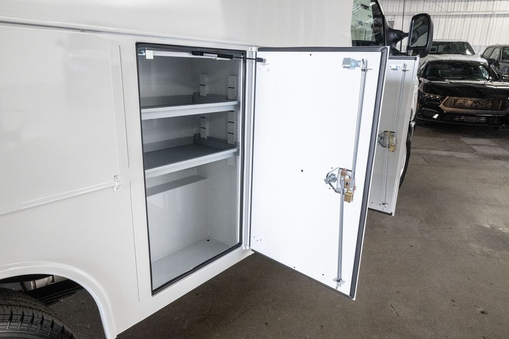 New 2026 Ford E-350 Cutaway - photo 26