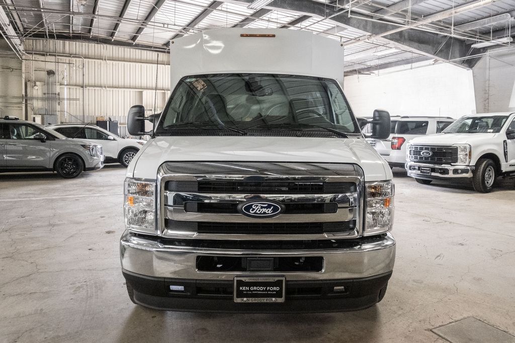 New 2026 Ford E-350 Cutaway - photo 9