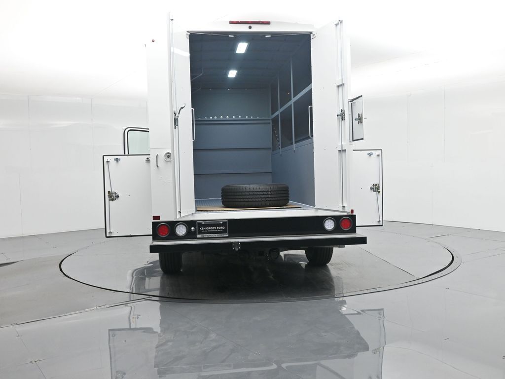 New 2026 Ford E-350 Cutaway - photo 36