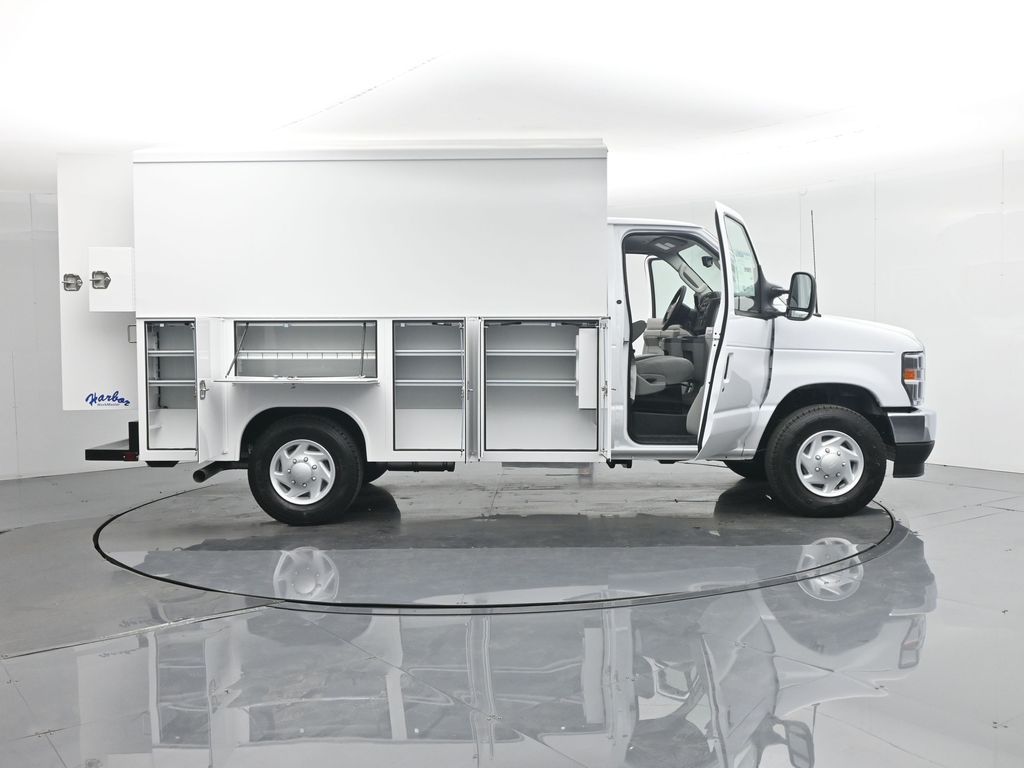 New 2026 Ford E-350 Cutaway - photo 4