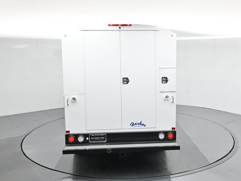 New 2026 Ford E-350 Cutaway - photo 44