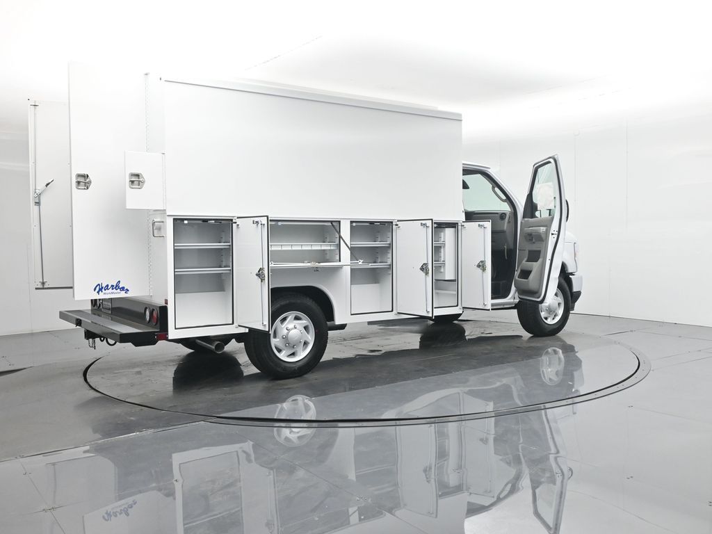 New 2026 Ford E-350 Cutaway - photo 5