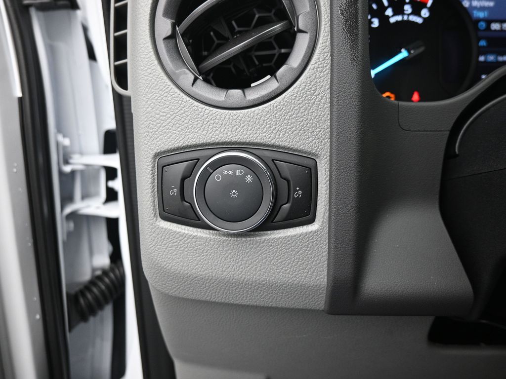 New 2026 Ford E-350 Cutaway - photo 11