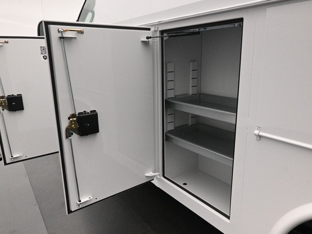 New 2026 Ford E-350 Cutaway - photo 16