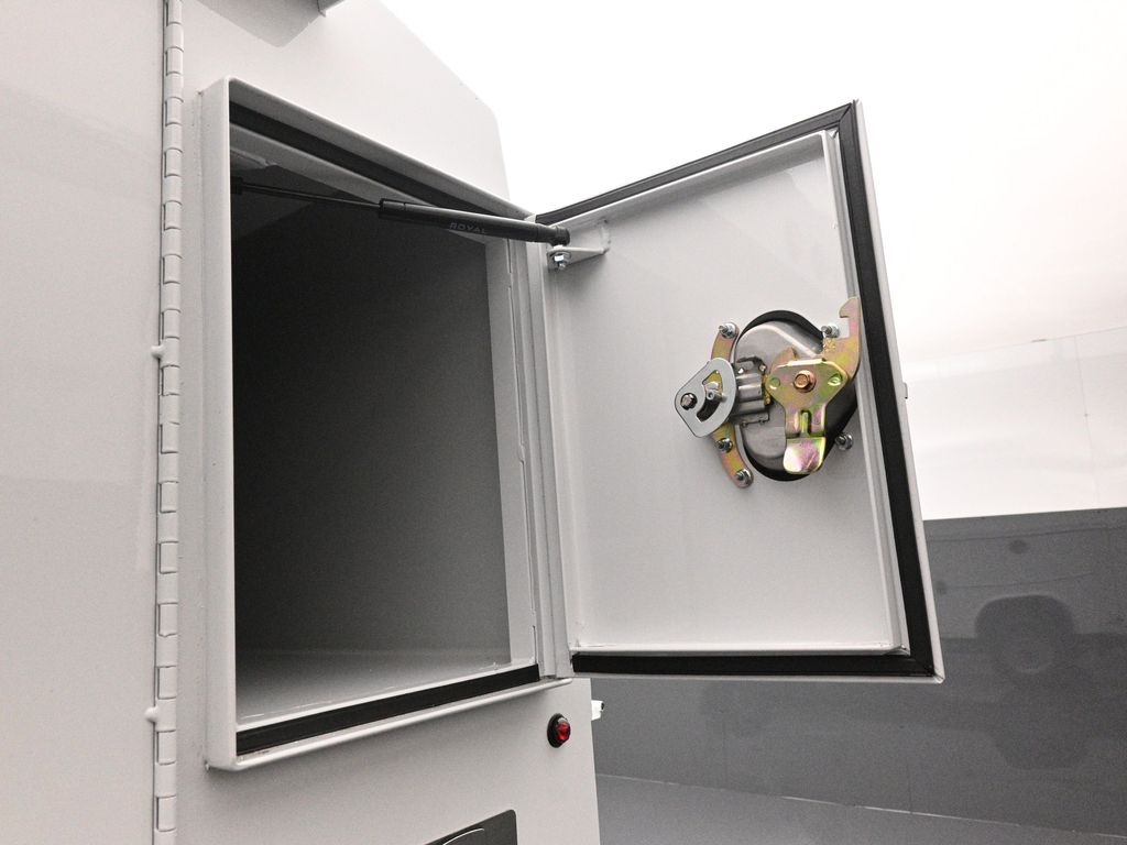 New 2026 Ford E-350 Cutaway - photo 19