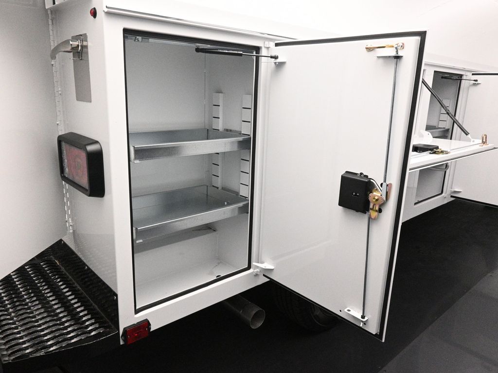 New 2026 Ford E-350 Cutaway - photo 27