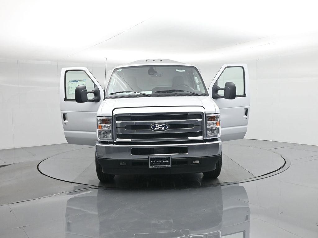 New 2026 Ford E-350 Cutaway - photo 35