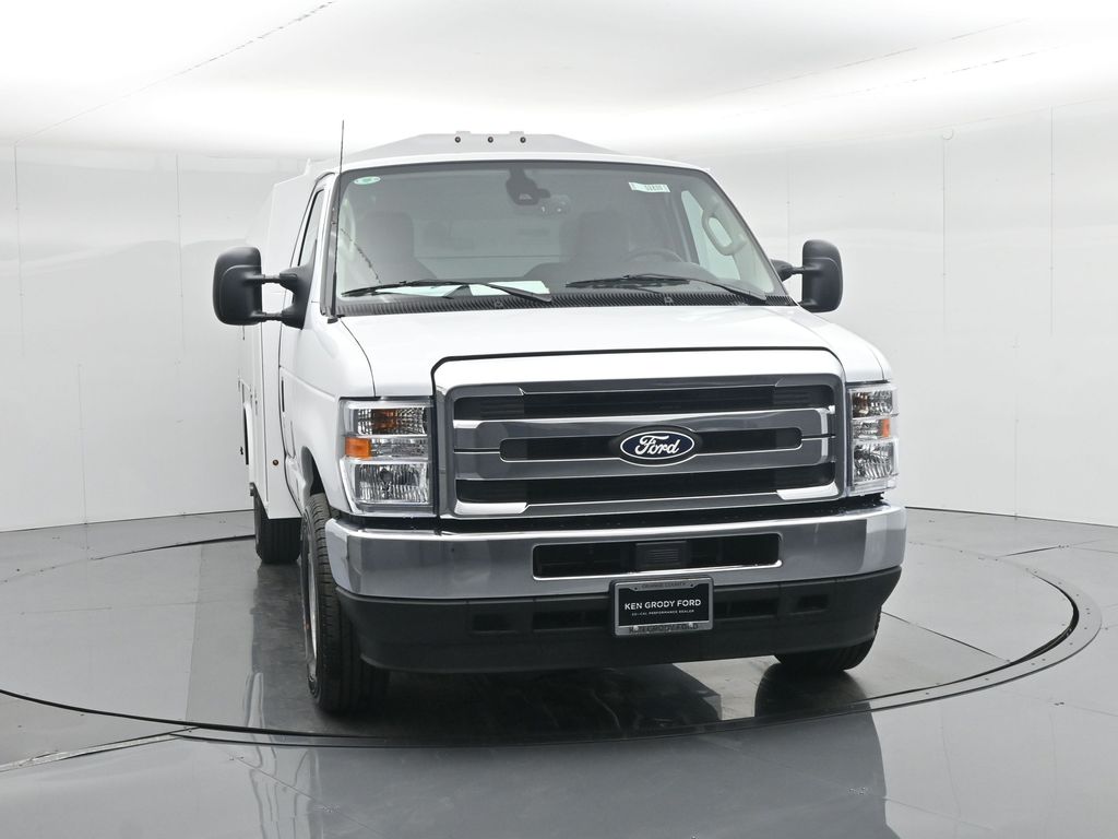 New 2026 Ford E-350 Cutaway - photo 57