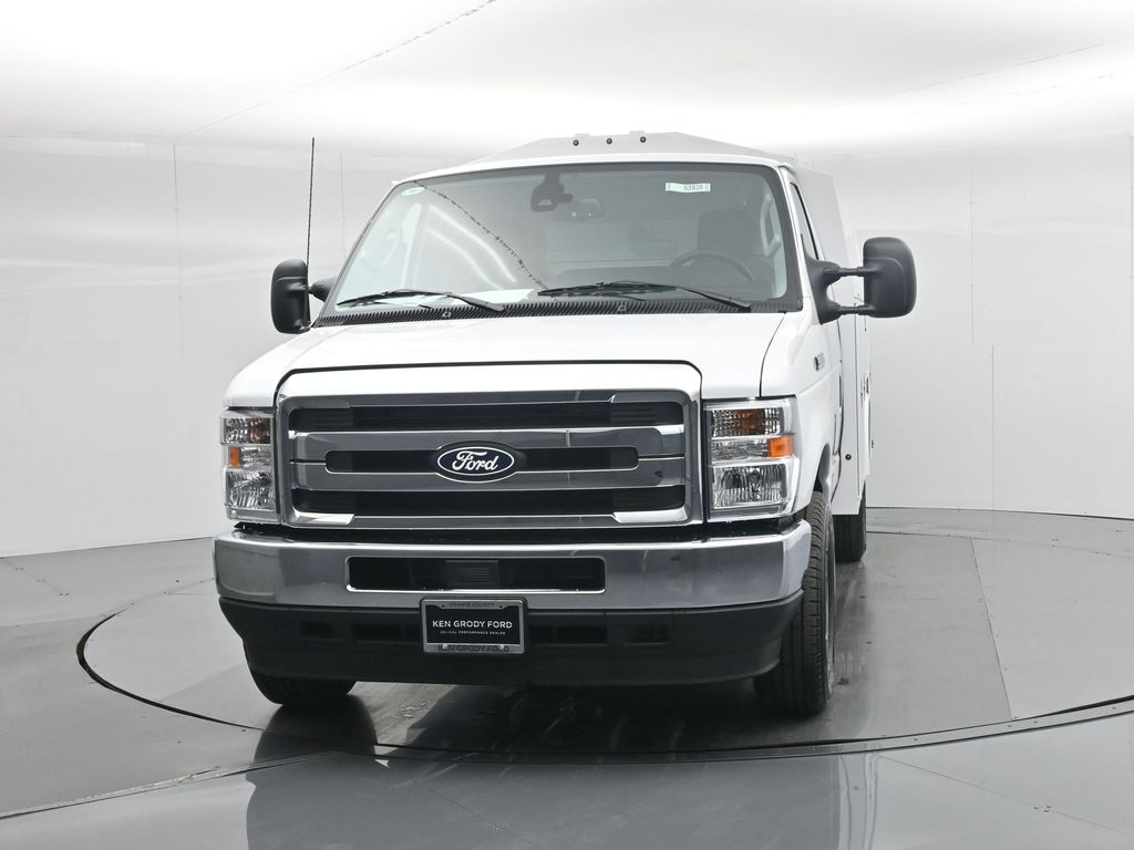 New 2026 Ford E-350 Cutaway - photo 58