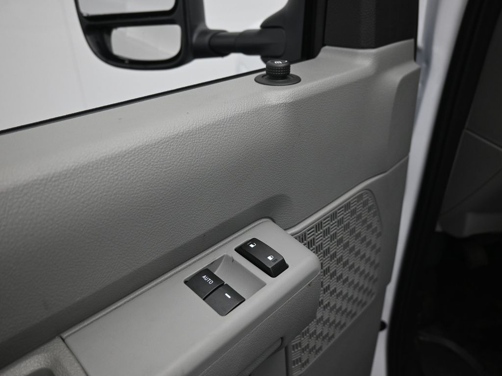 New 2026 Ford E-350 Cutaway - photo 9