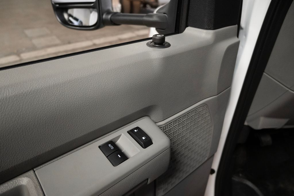 New 2026 Ford E-350 Cutaway - photo 11