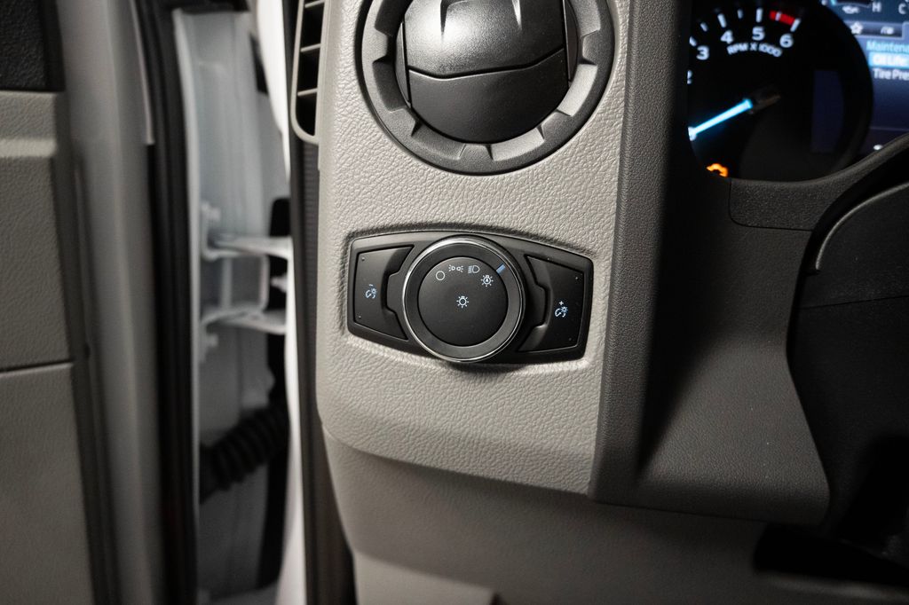 New 2026 Ford E-350 Cutaway - photo 13