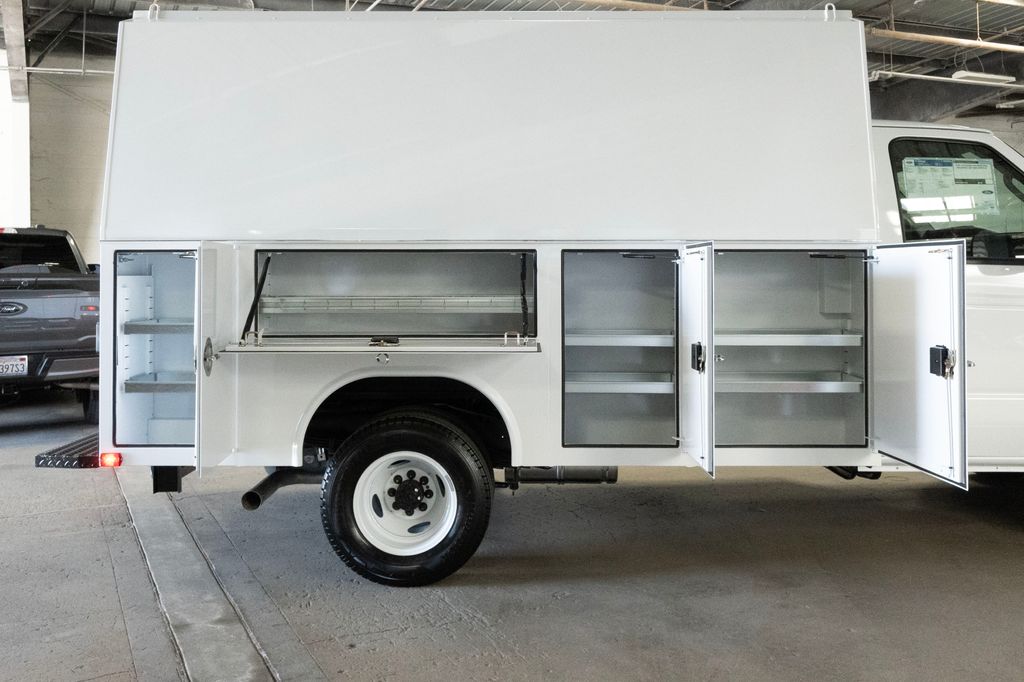 New 2026 Ford E-350 Cutaway - photo 31