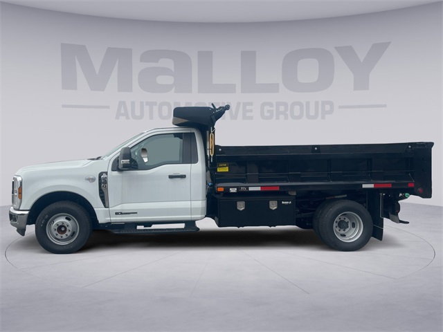 Used 2024 Ford F-350 - photo 1