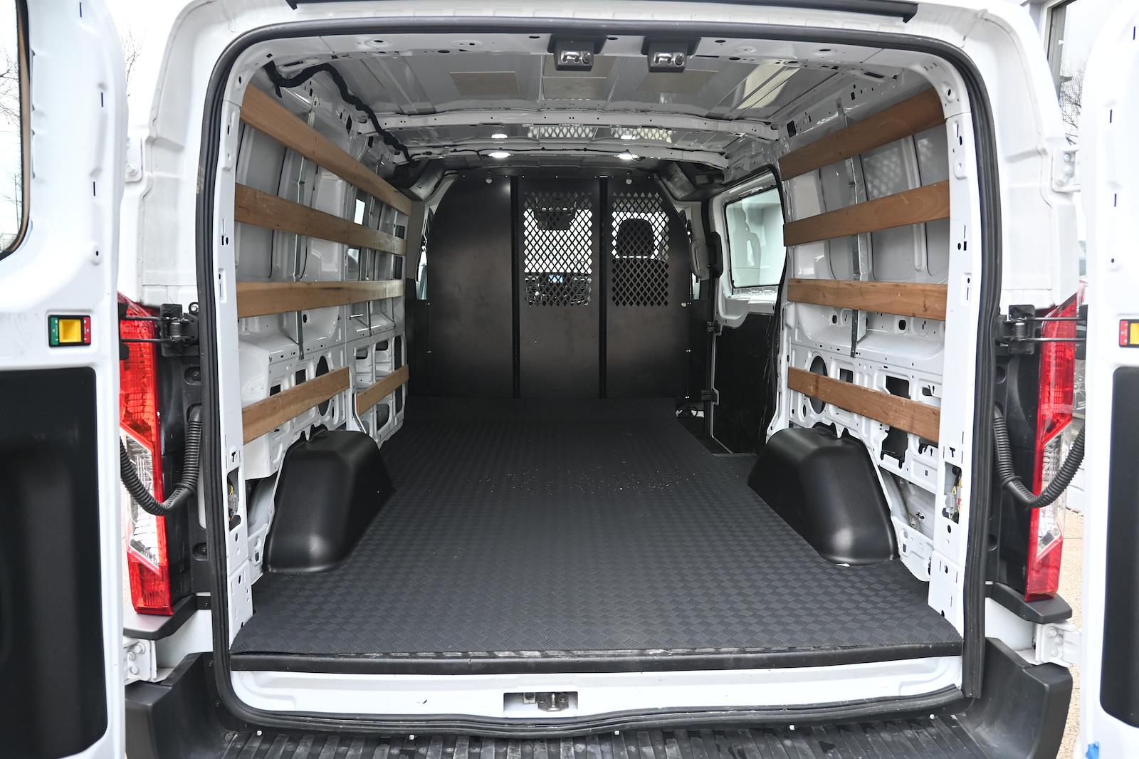 Used 2024 Ford Transit 250 Low Roof Empty Cargo Van - photo 4