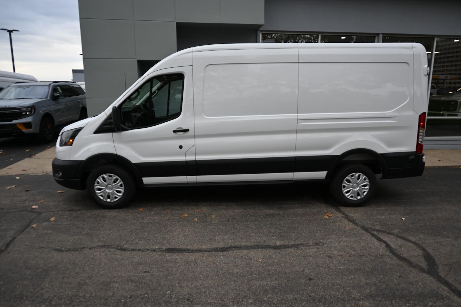 New 2026 Ford Transit 250 - photo 2