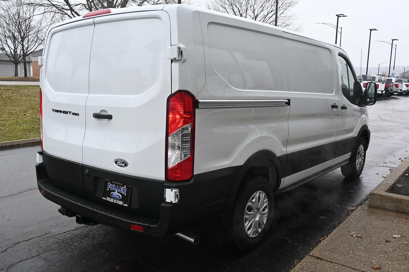 New 2026 Ford Transit 250 Low Roof Empty Cargo Van - photo 4