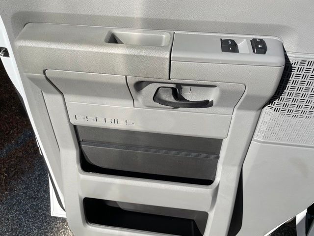New 2027 Ford E-350 Cutaway - photo 13