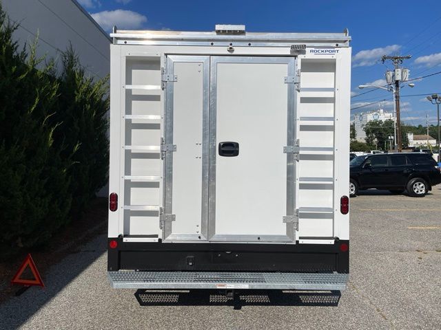 New 2027 Ford E-350 Cutaway - photo 6