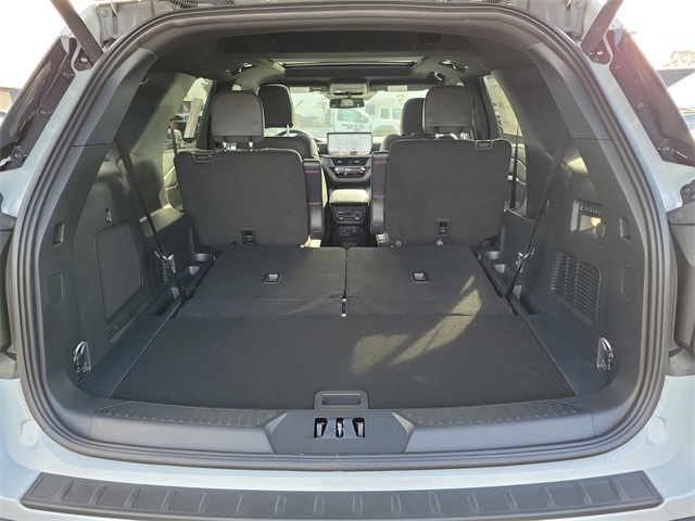 New 2026 Ford Explorer ST - photo 18