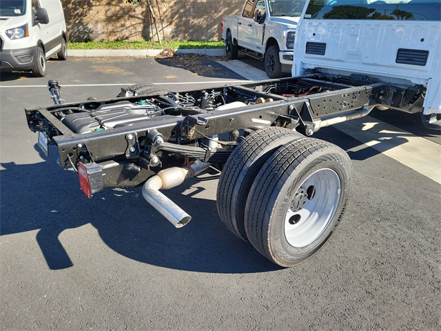 New 2026 Ford F-550 Regular Cab Cab Chassis - photo 16