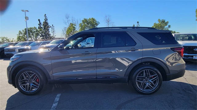 New 2026 Ford Explorer ST - photo 27