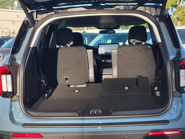 New 2026 Ford Explorer ACTIV - photo 22