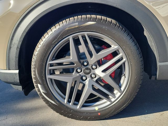 New 2026 Ford Explorer ST - photo 24