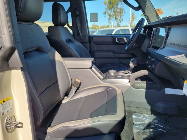 New 2026 Ford Bronco Outer Banks - photo 17