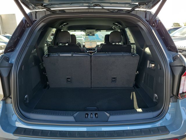 New 2026 Ford Explorer ST - photo 21