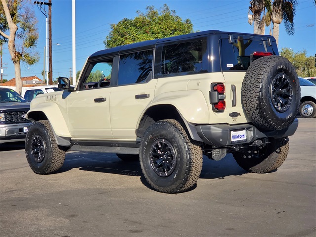 New 2025 Ford Bronco - photo 2