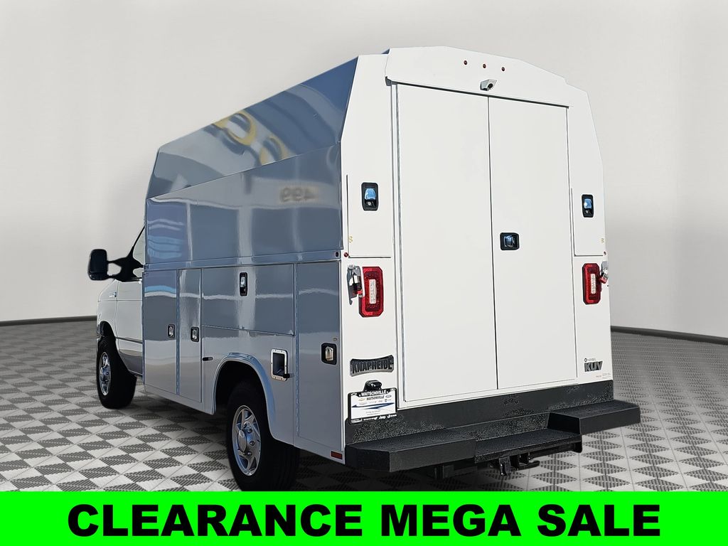 New 2025 Ford E-350 Cutaway - photo 5