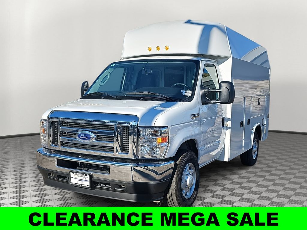 New 2025 Ford E-350 Cutaway - photo 7