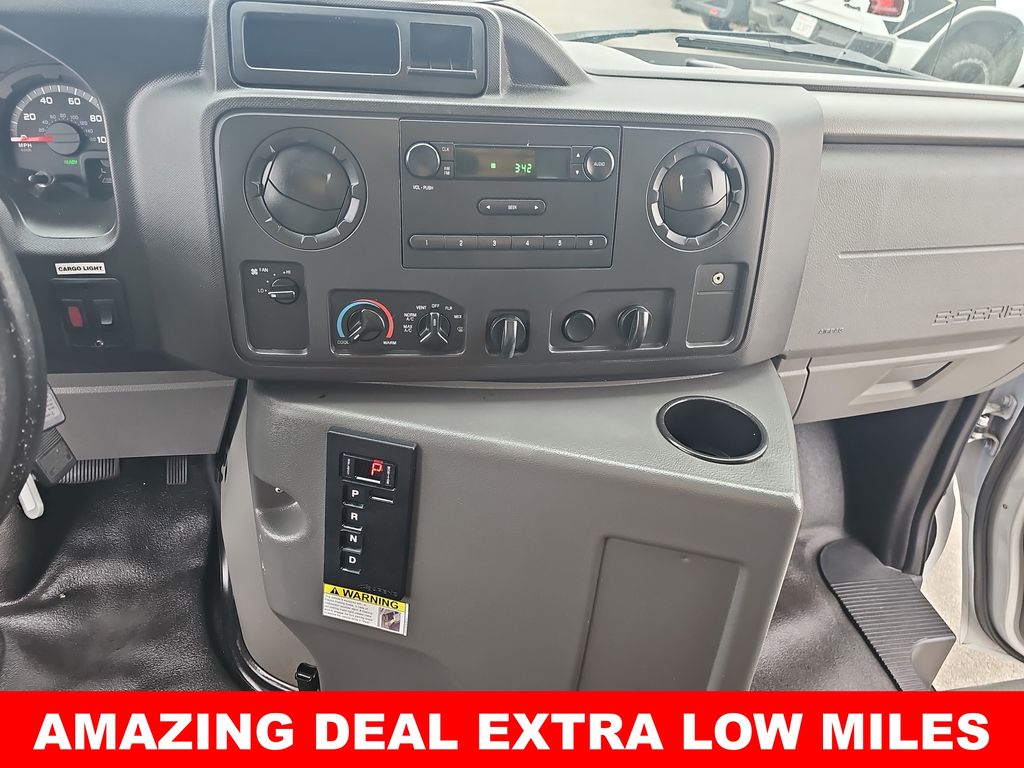 Used 2019 Ford E-450 Cutaway - photo 19