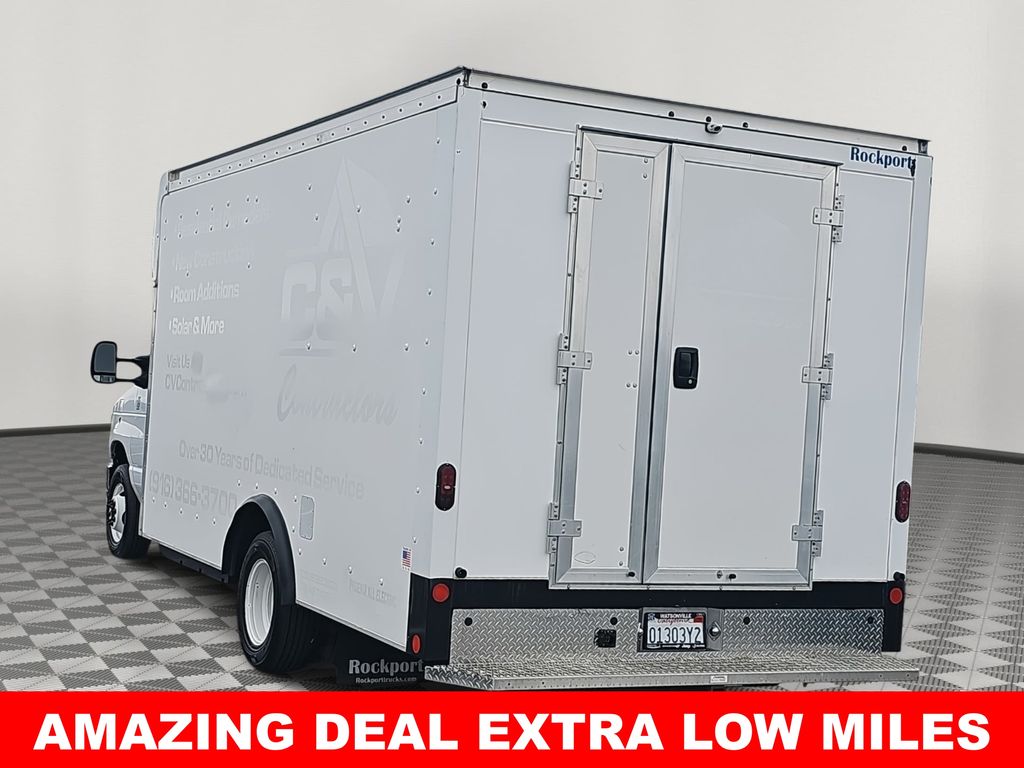 Used 2019 Ford E-450 Cutaway - photo 4