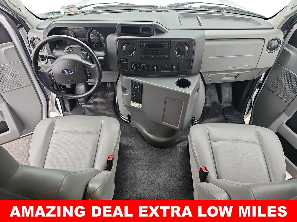 Used 2019 Ford E-450 Cutaway - photo 8