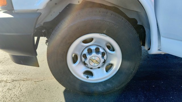 New 2025 Chevrolet Express 2500 Empty Cargo Van - photo 24