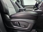 Used 2022 Ford Explorer XLT thumbnail 2